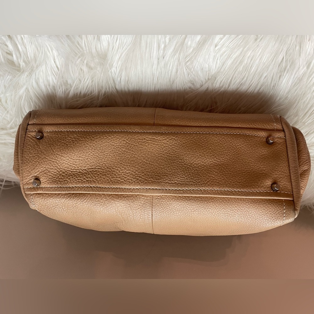 Prada Vitello Daino Side Pocket Tote Authentic  - Cream Color - Picture 7 of 11